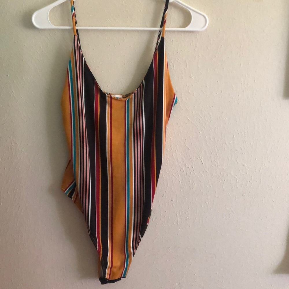 Hershe Bodysuit | size M